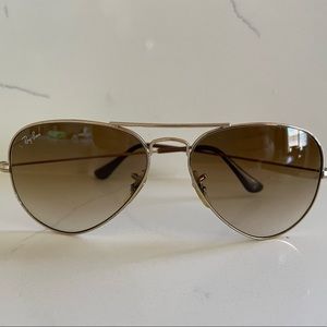 Ray-Ban Aviator Sunglasses